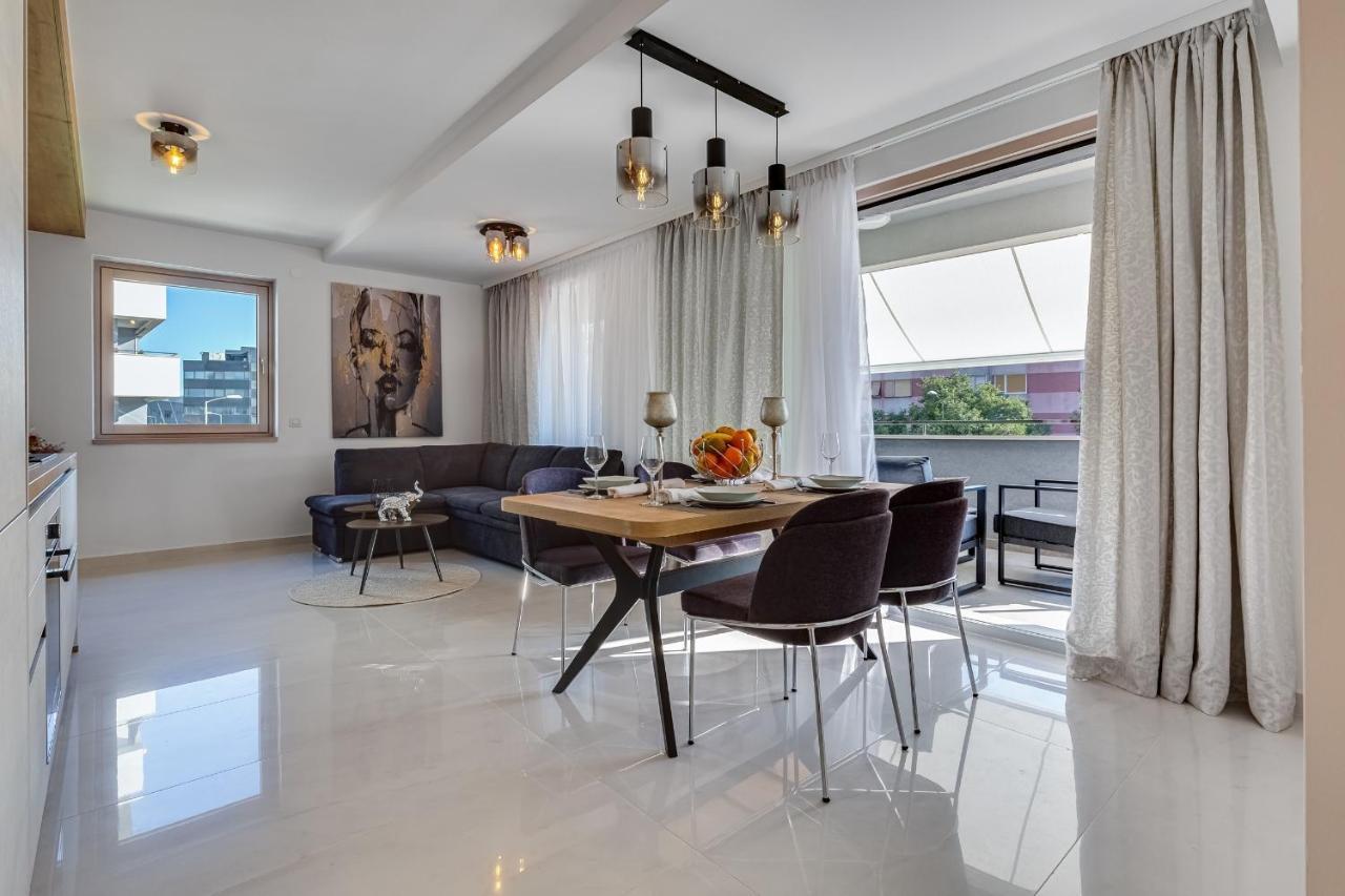 Diamond Two Bedroom Apartment ซาดาร์ ภายนอก รูปภาพ