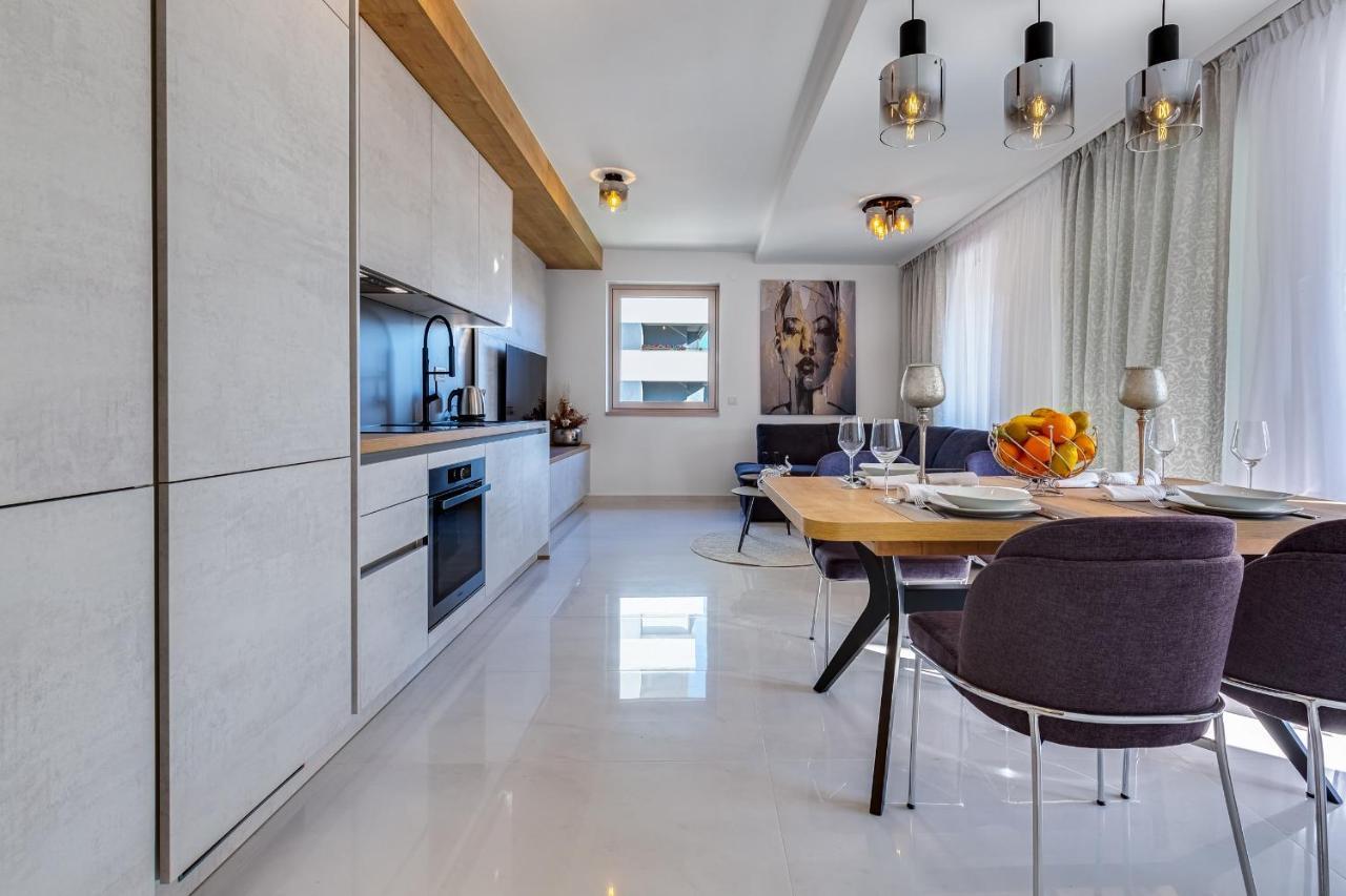 Diamond Two Bedroom Apartment ซาดาร์ ภายนอก รูปภาพ