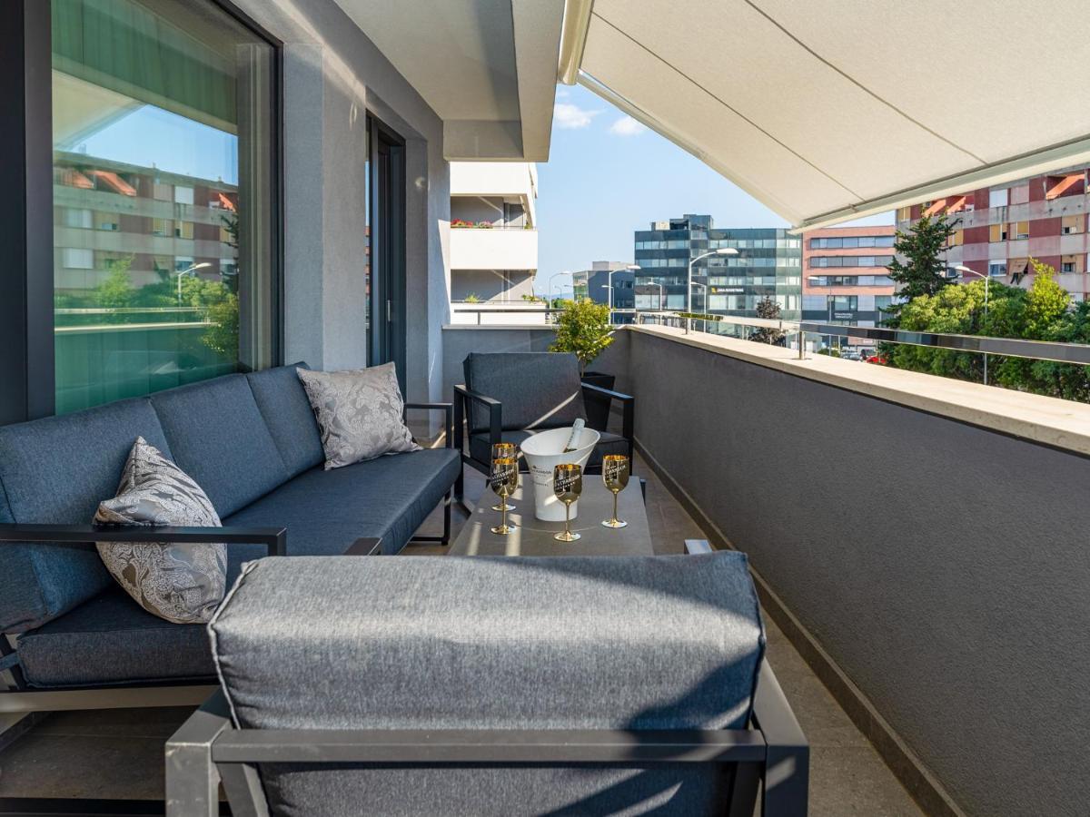 Diamond Two Bedroom Apartment ซาดาร์ ภายนอก รูปภาพ