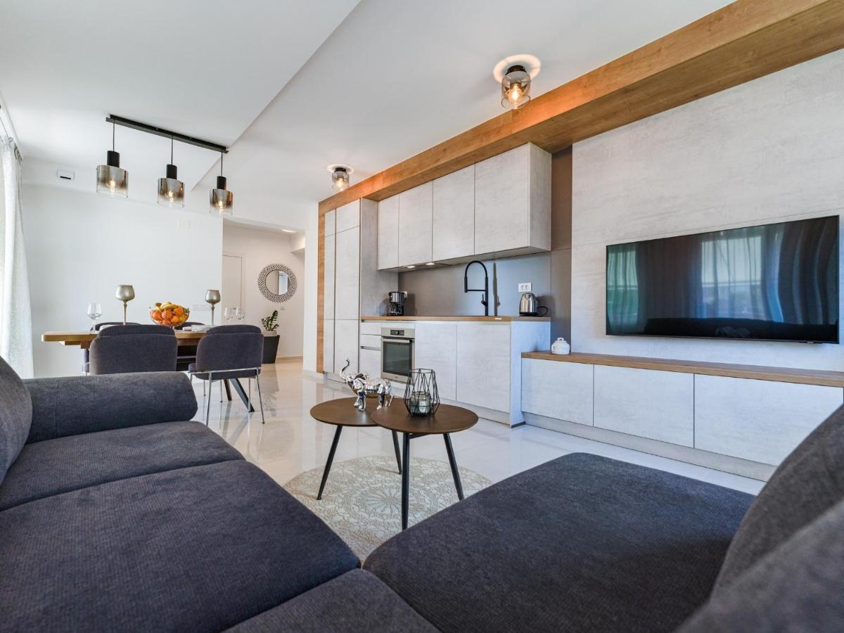 Diamond Two Bedroom Apartment ซาดาร์ ภายนอก รูปภาพ