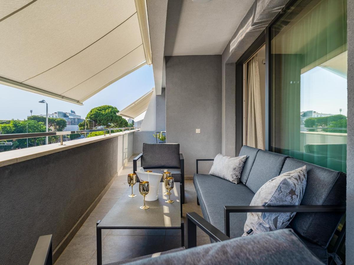 Diamond Two Bedroom Apartment ซาดาร์ ภายนอก รูปภาพ