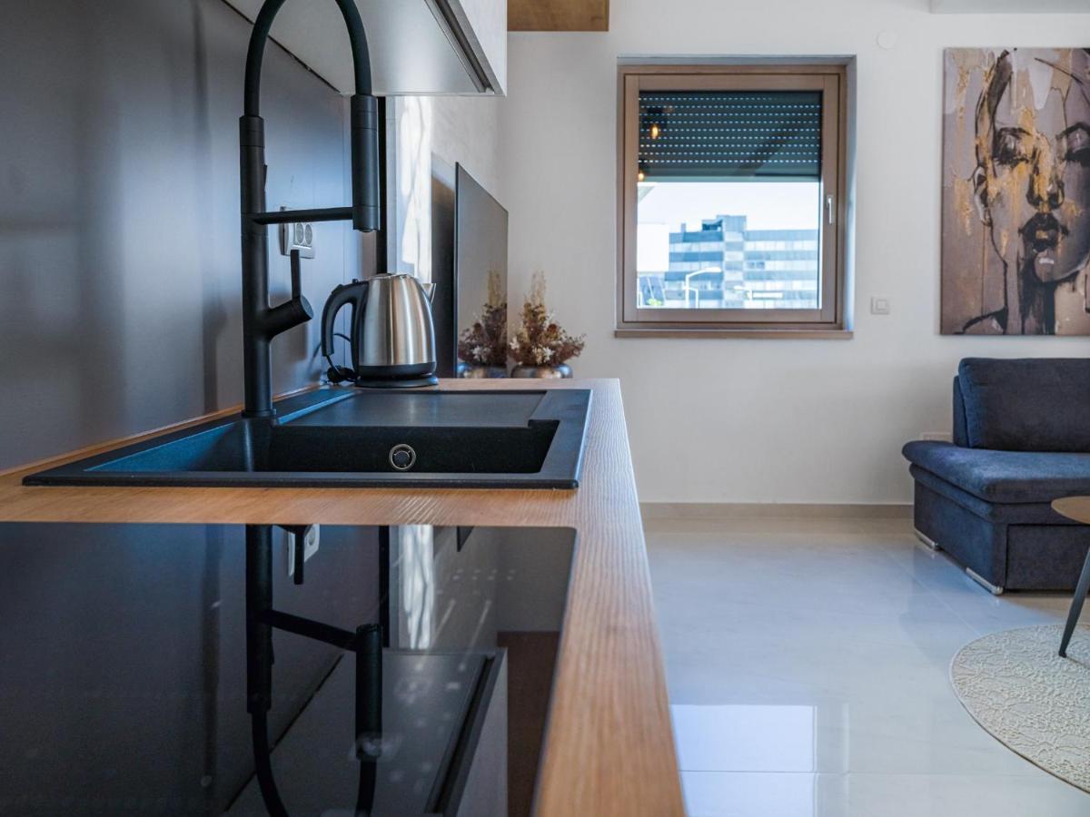 Diamond Two Bedroom Apartment ซาดาร์ ภายนอก รูปภาพ